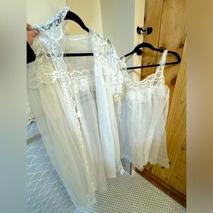 Incredible Vintage Italian Peignoir Set